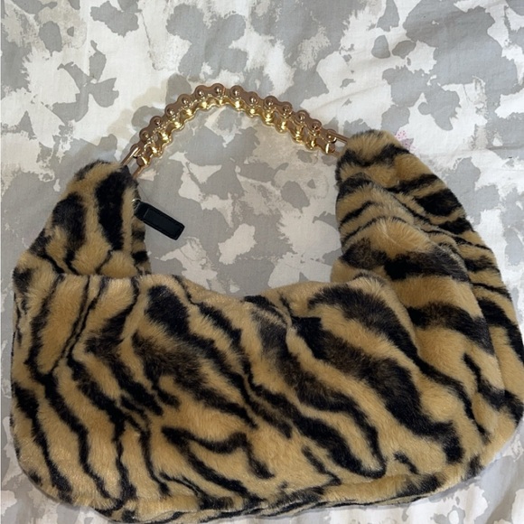 Faux Fur Tiger Print Handbag - Picture 3 of 5